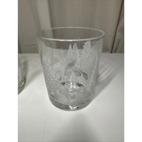 Vintage Avon Through The Woods Frosted Winter Sleigh Ride Low Ball Glasses EUC6 - Picture 3 of 9